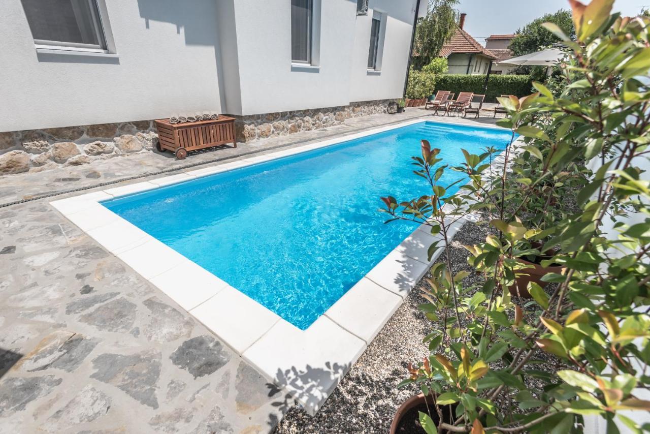 Vila Pobeda Banja Koviljaca Bagian luar foto